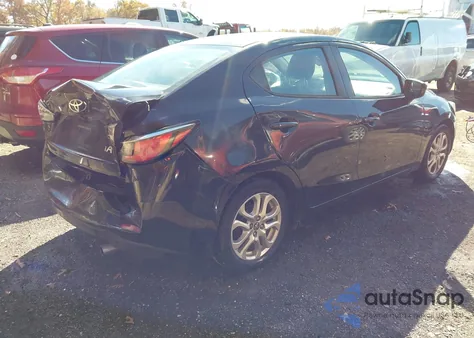 2017 Toyota Yaris Ia z USA, uszkodzony, nr VIN 3MYDLBYV8HY190055